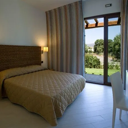 Terradimare Resort&spa 4* سان تيودورو