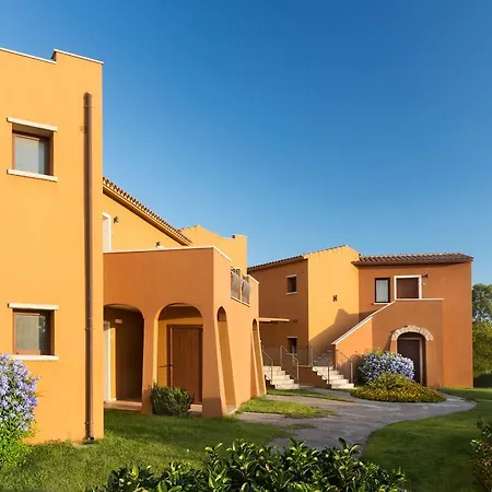 Terradimare Resort&spa سان تيودورو