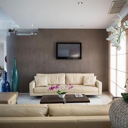 فندق Terradimare Resort&spa سان تيودورو